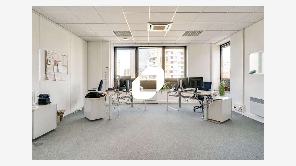 A louer Bureaux 1750m² Bagnolet
