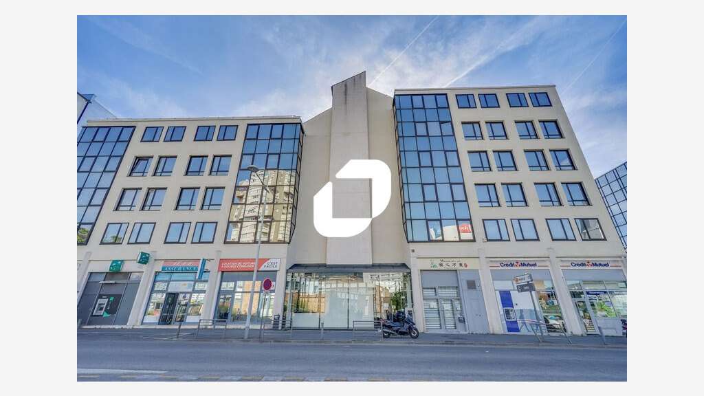 A louer Bureaux 1750m² Bagnolet