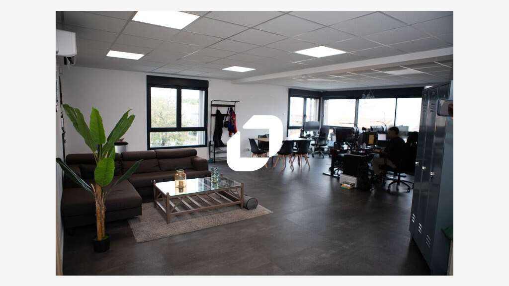 A louer Bureaux 105m² Bagnolet