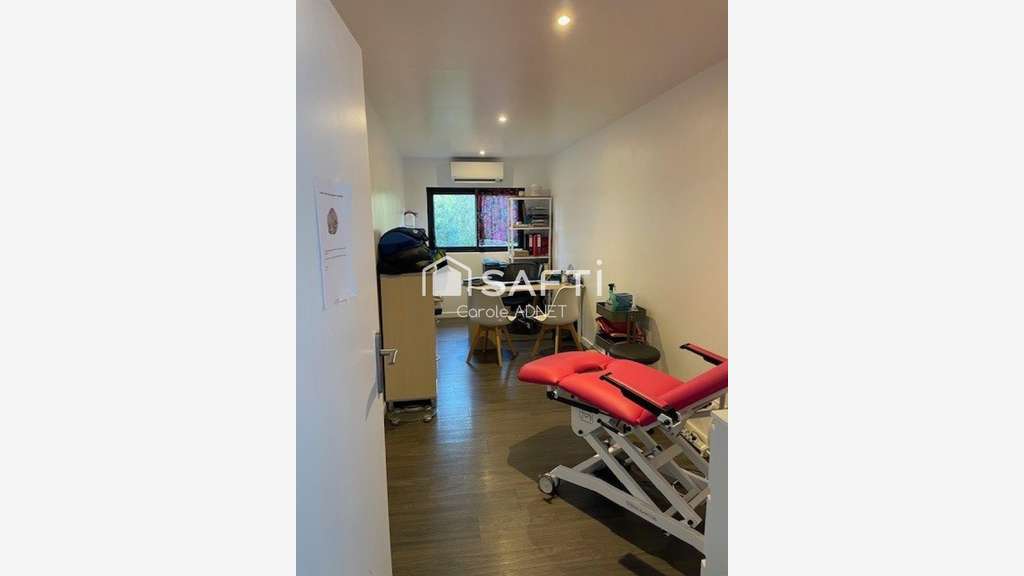 A louer local professionnel 96m² Bagnols-sur-Cèze