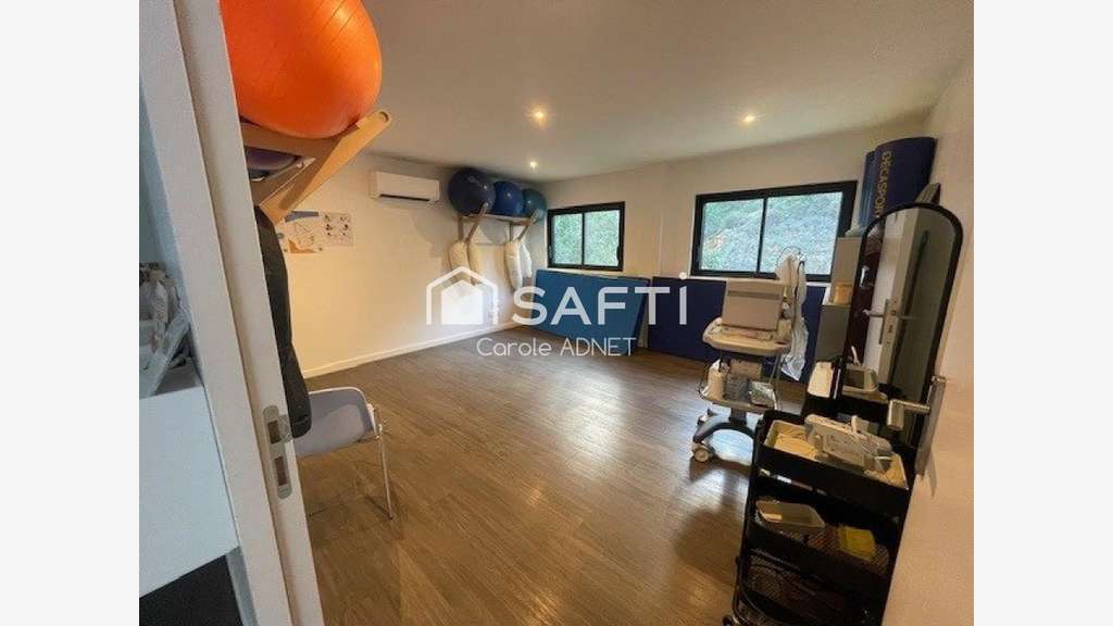 A louer local professionnel 96m² Bagnols-sur-Cèze