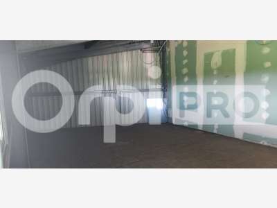 A louer bureaux 300m² Baie-Mahault bel emplacement