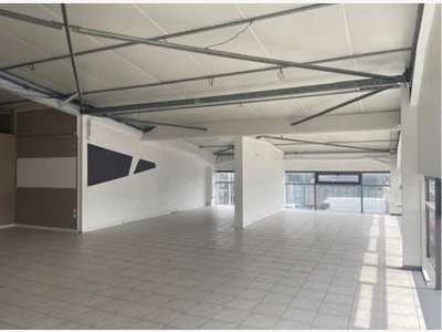 A louer bureaux avec ascenseur 150m² R+1 Jarry