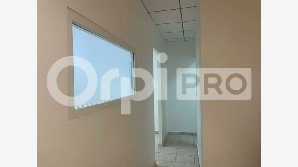 Louez un bureaux de 26m² en plein Jarry