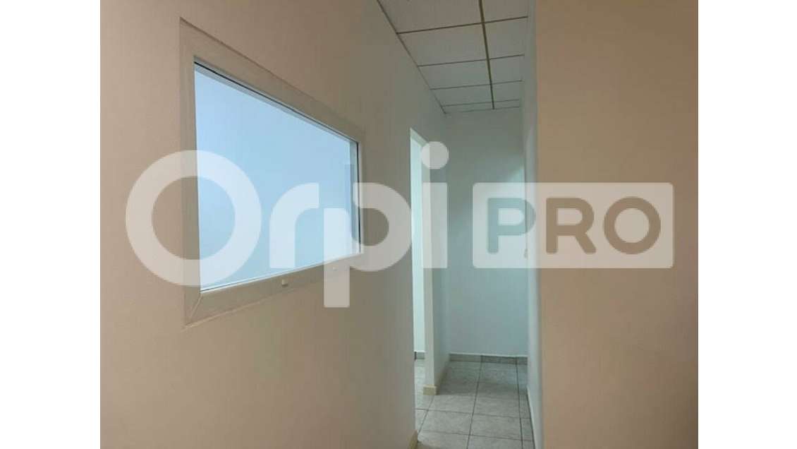 Louez un bureaux de 26m² en plein Jarry