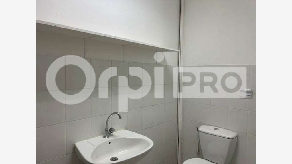 Louez un bureaux de 26m² en plein Jarry