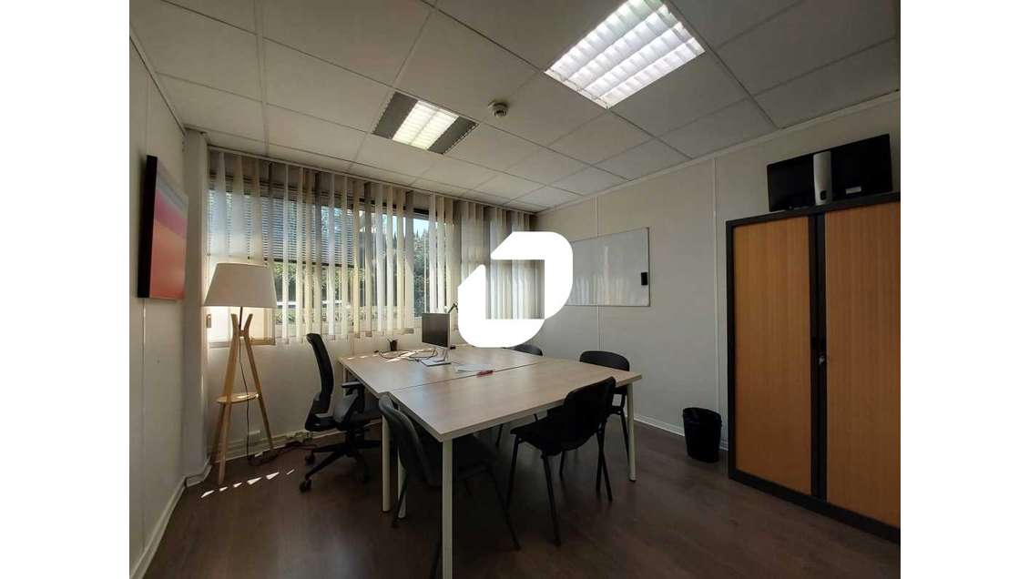A louer Bureaux 99m² Baillargues