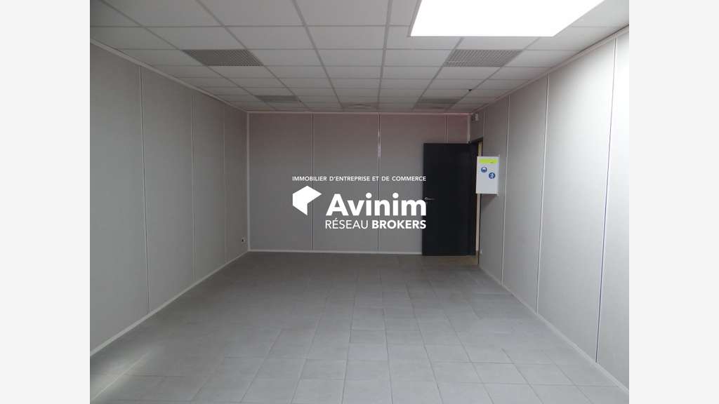 Bureau 67m² R+1 à louer à Baillargues