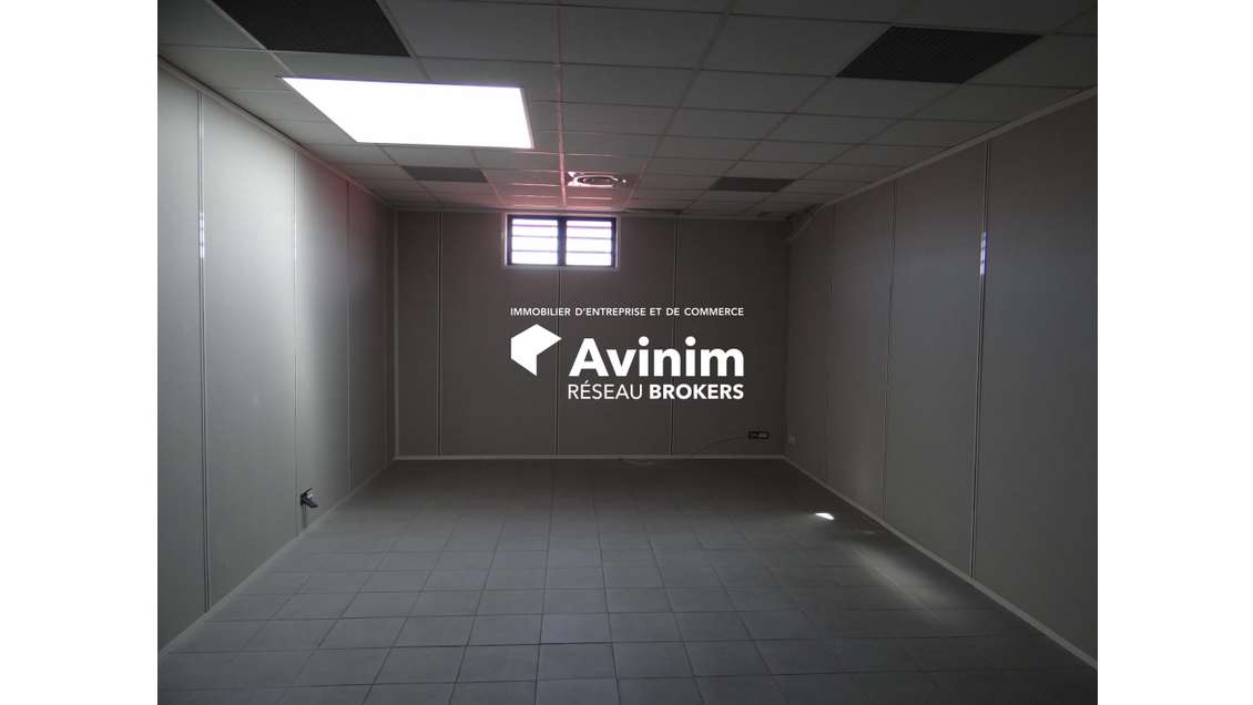 Bureau de 67 m² - A louer - Baillargues