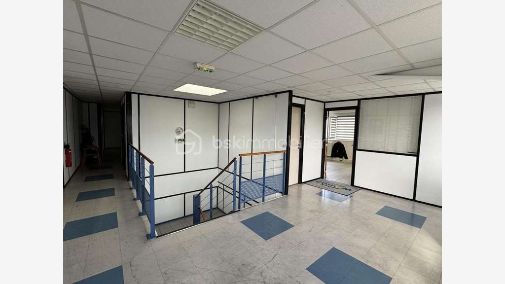 A louer bureaux 55m² à Bailly-Romainvilliers