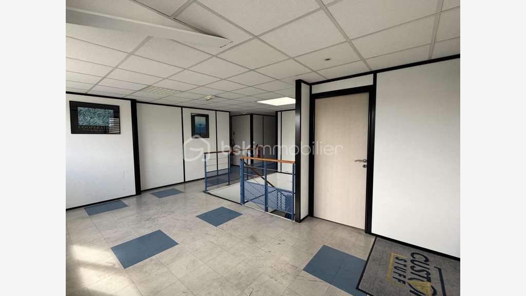 A louer bureaux 110m² à Bailly-Romainvilliers