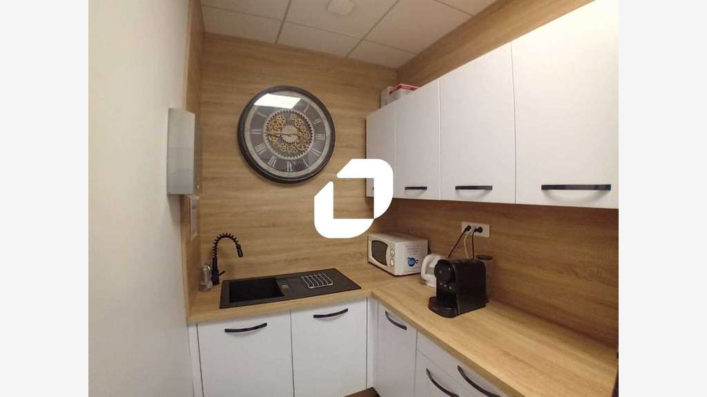 A louer Bureaux 18m² Bailly romainvilliers