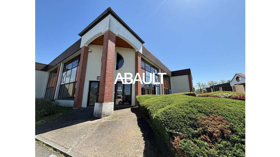 A louer bureaux de 145m² + parkings secteur Balma