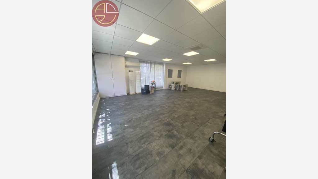 A louer bureaux 250m² proche rocade à Balma