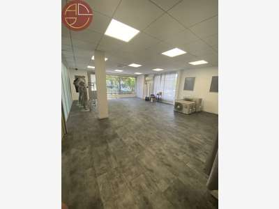 A louer bureaux 250m² proche rocade à Balma