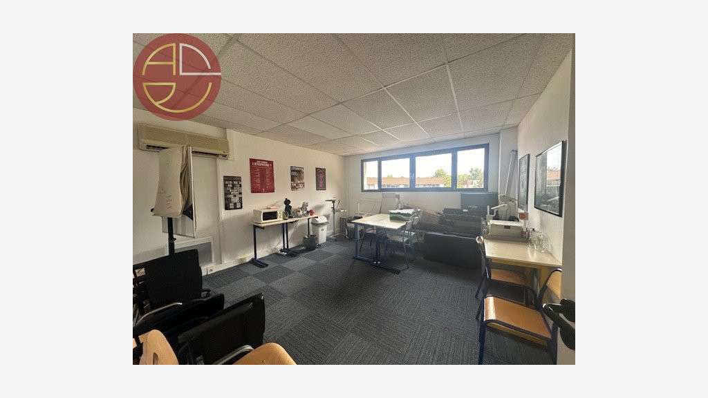Location bureaux 200m² proche rocade à Balma