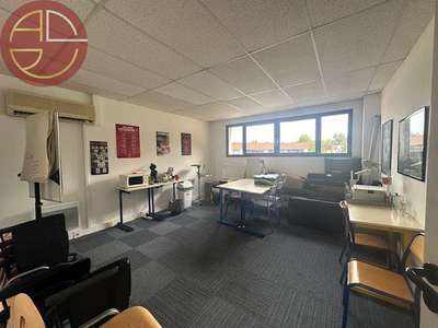 Location bureaux 200m² proche rocade à Balma