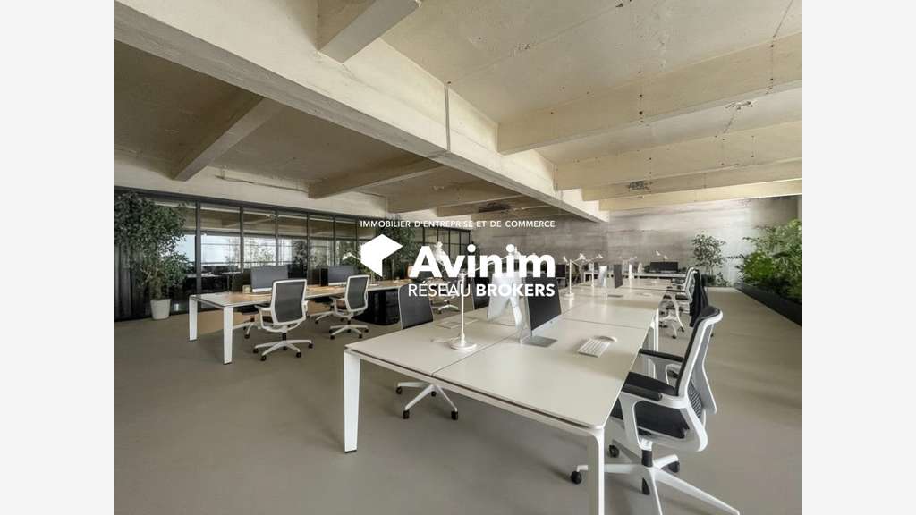 Plateau de bureaux 210m² à Basse-Terre