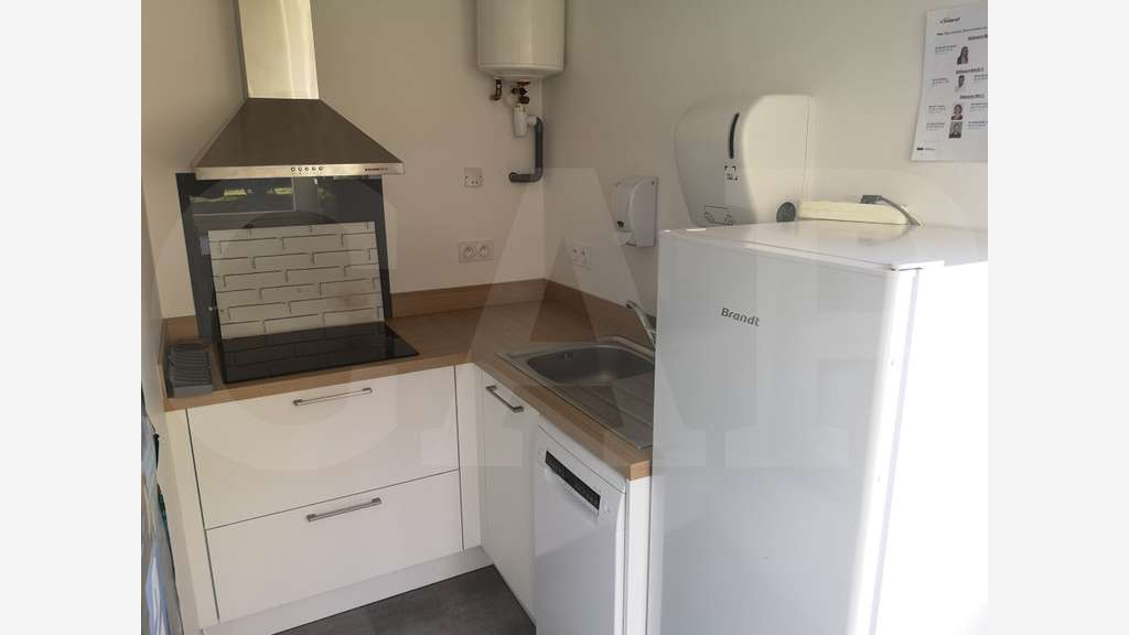 A louer plateau de bureaux 104m² refait neuf Baud