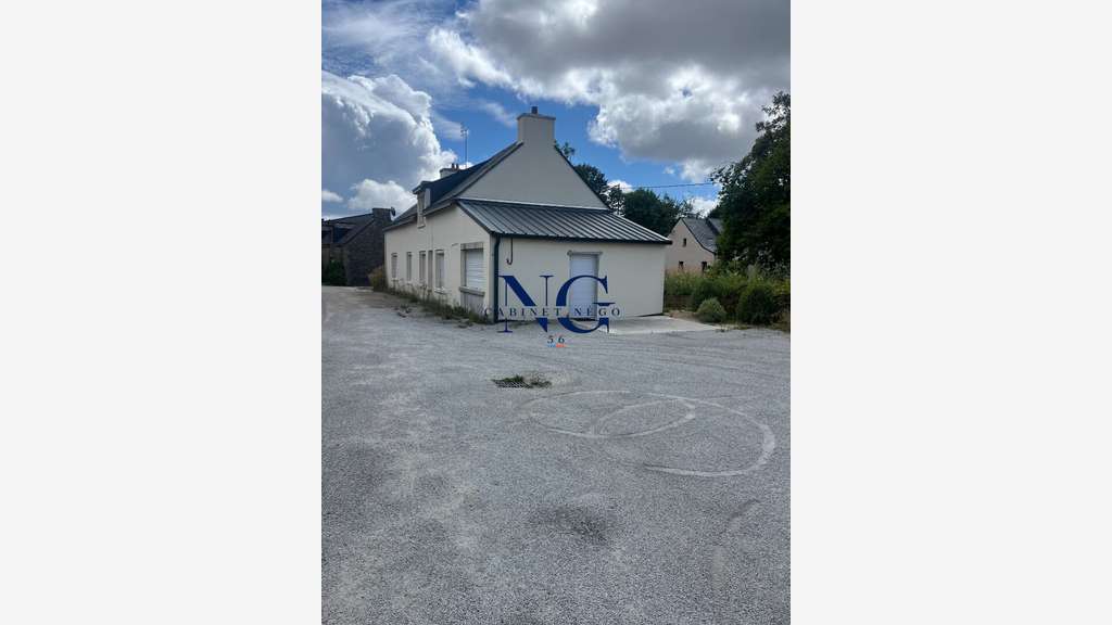 A louer local professionnel de 103 m2 / bureaux