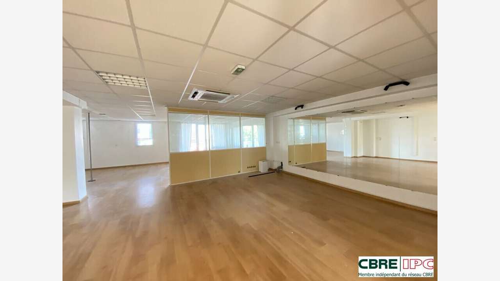A louer bureaux 144m² RDC à Bayonne