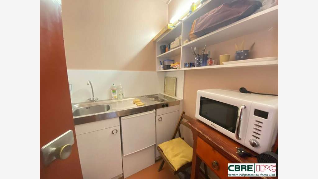 Location bureaux R+5 à Bayonne quartier des Arènes