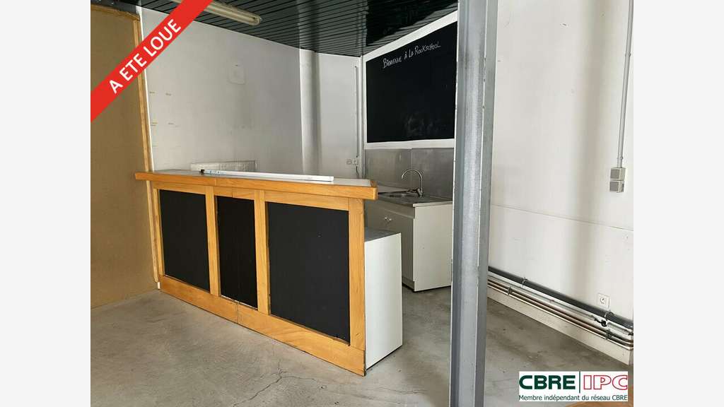 Location local 160m² proche Allées Marines Bayonne