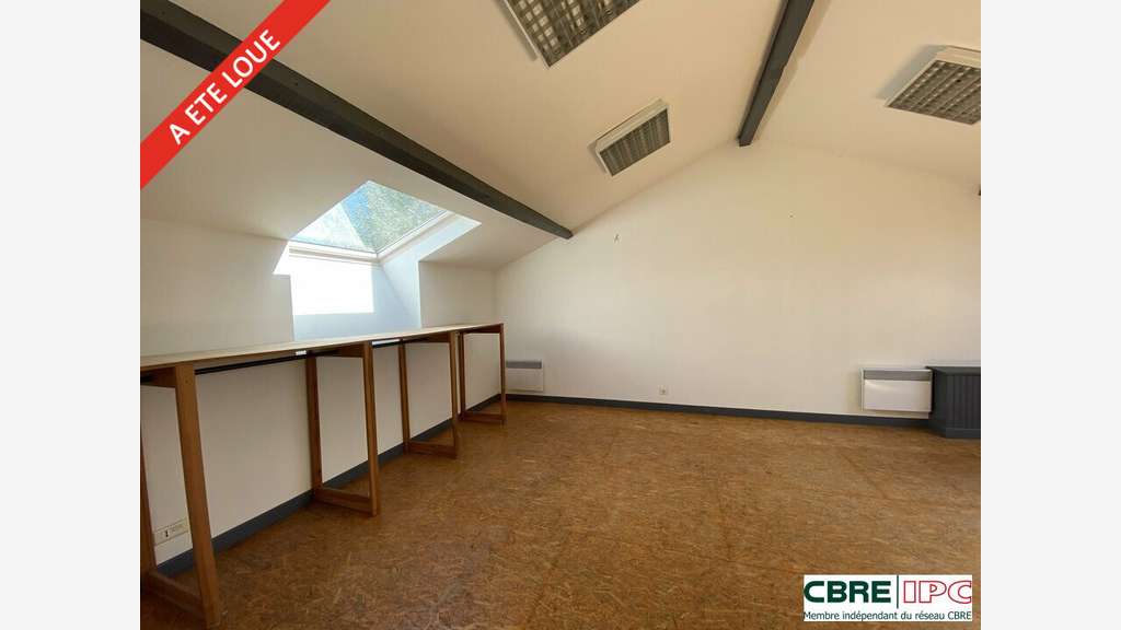 Location local 160m² proche Allées Marines Bayonne