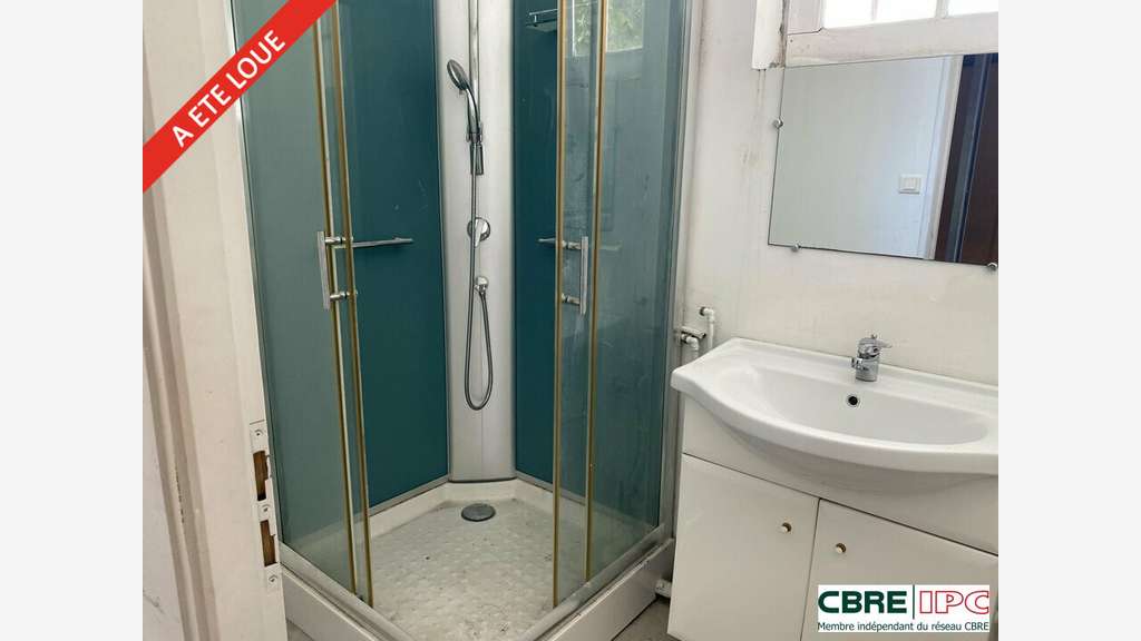 Location local 160m² proche Allées Marines Bayonne