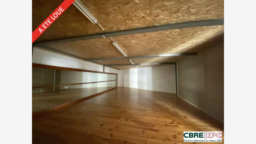 Location local 160m² proche Allées Marines Bayonne