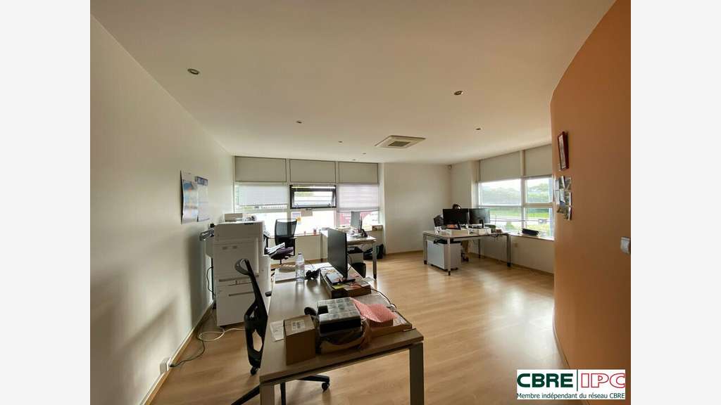 Location bureaux 85m² R+1 à Bayonne Marracq
