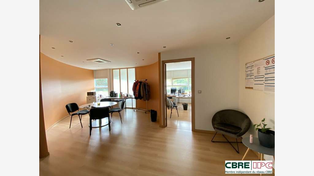 Location bureaux 85m² R+1 à Bayonne Marracq