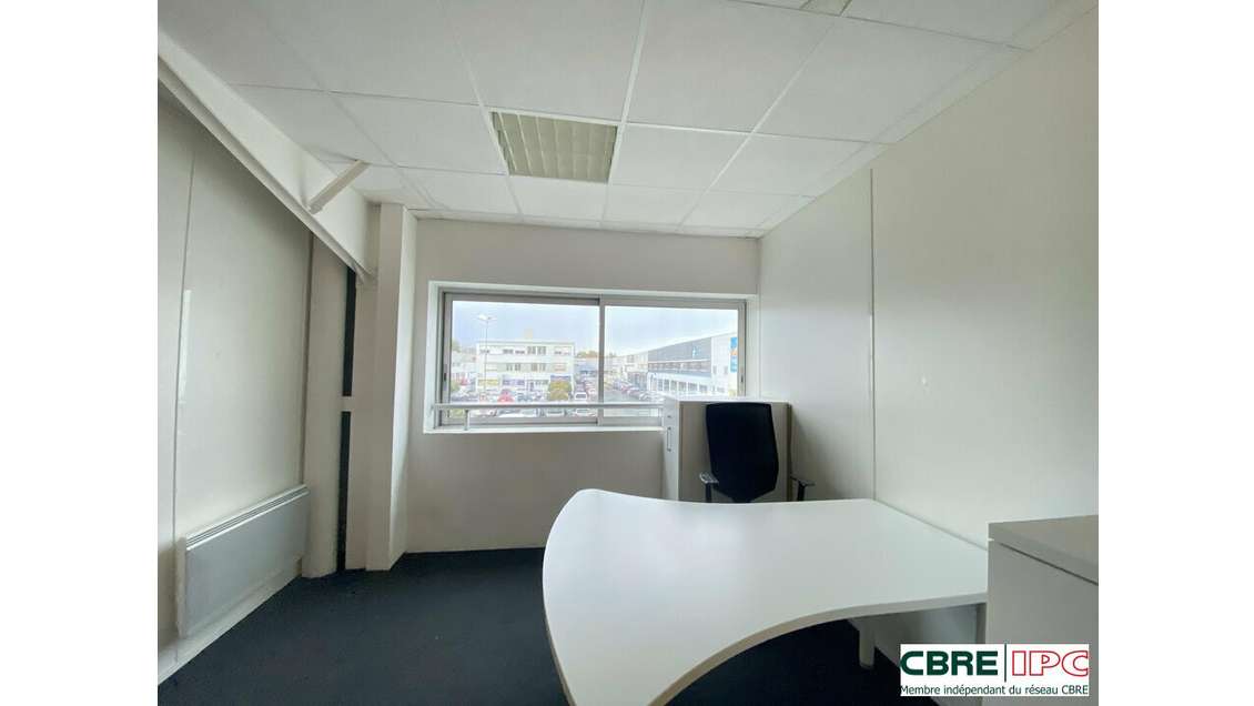 Location bureaux 150m² R+1 à Bayonne Forum
