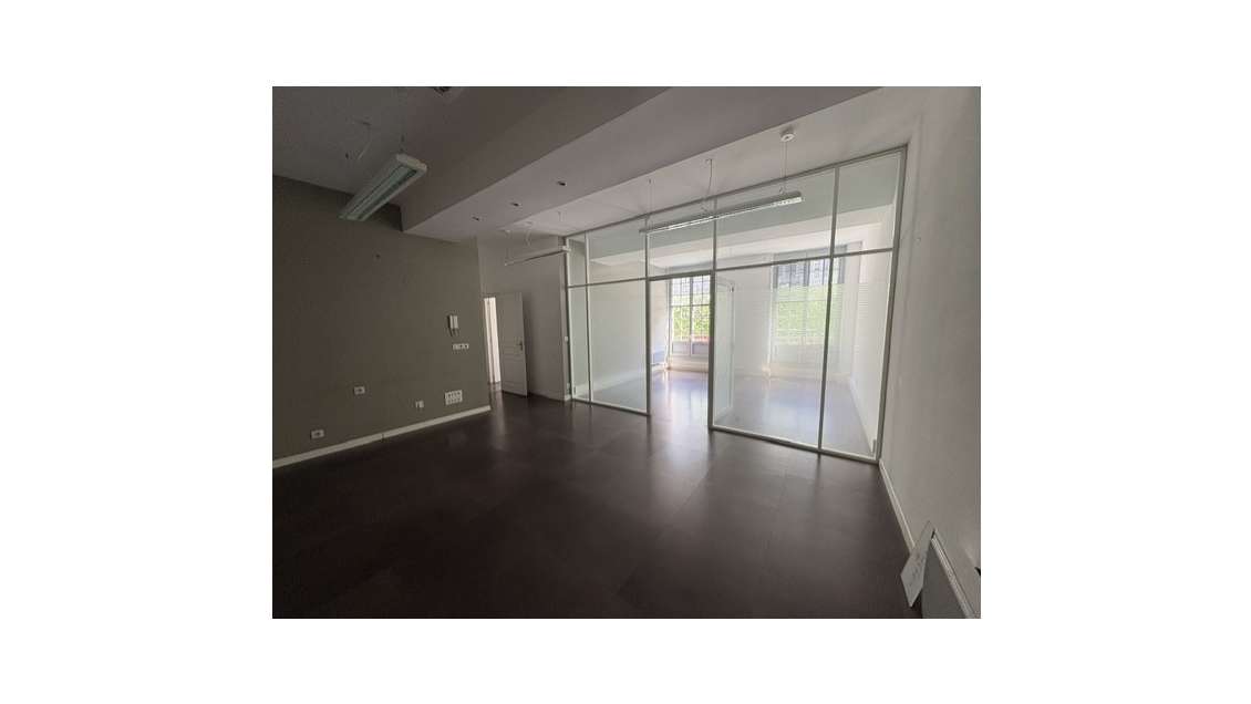 Location bureaux 83m² emplacement central Bayonne