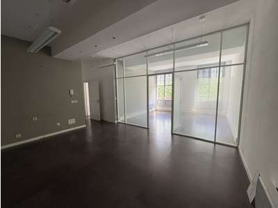 Location bureaux 83m² emplacement central Bayonne