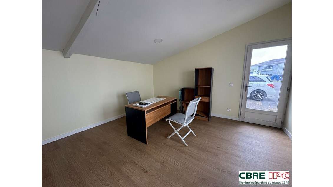 Location bureau 25m² RDC à Bayonne Pontôts