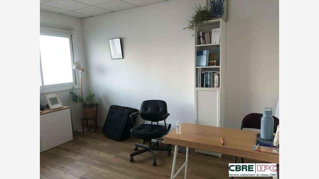 Location bureaux 51m² R+2 Bayonne au Forum