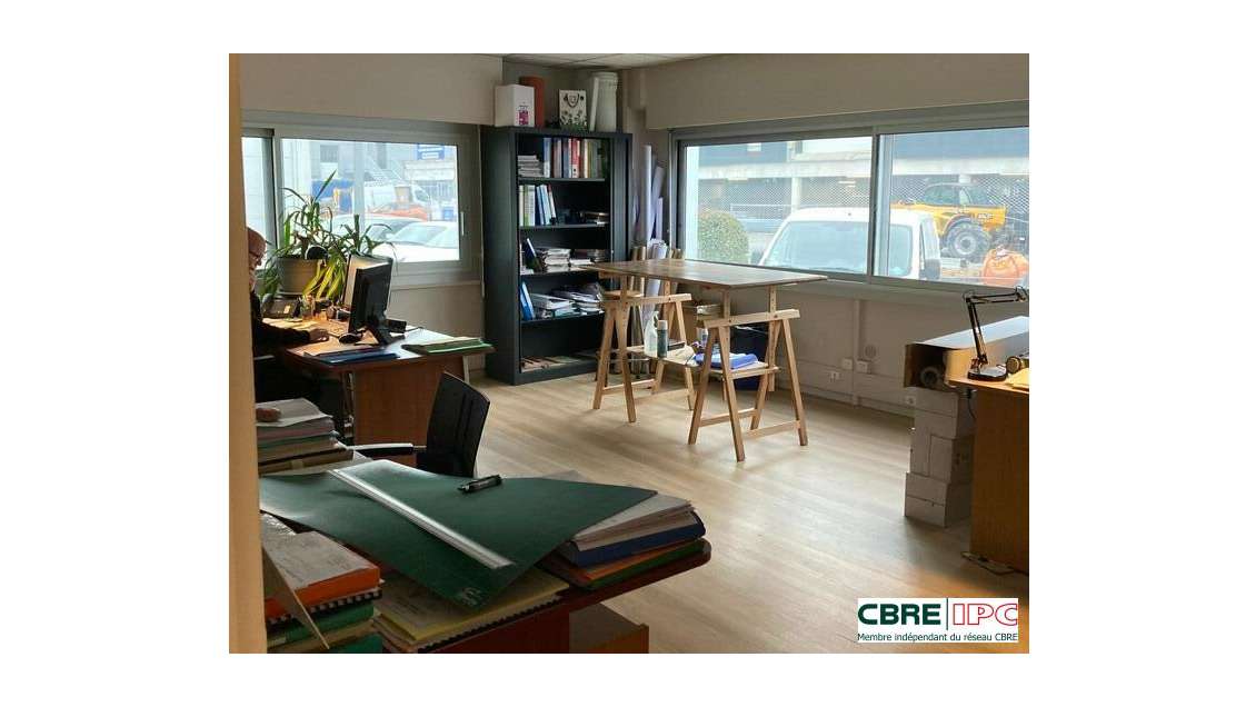 Location bureaux 133m² RDC à Bayonne, au Forum