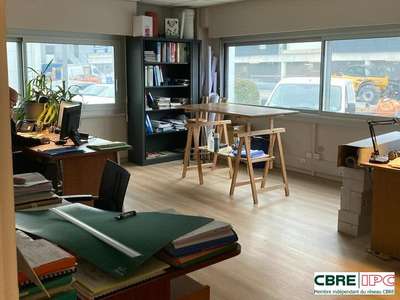 Location bureaux 133m² RDC à Bayonne, au Forum
