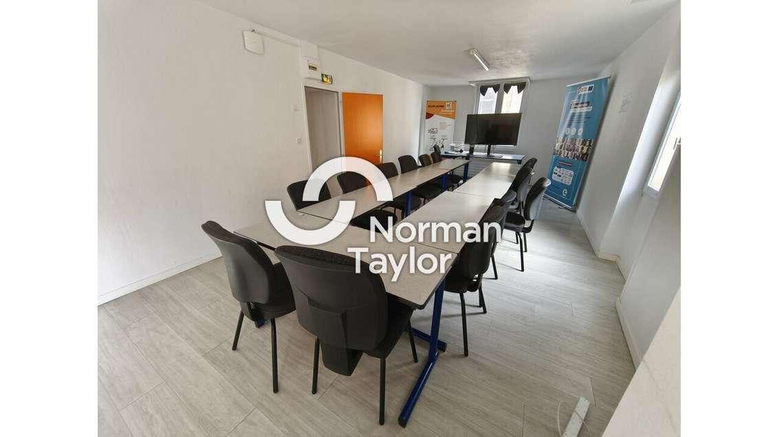 Bureaux 146m² à louer Bayonne Face Gare