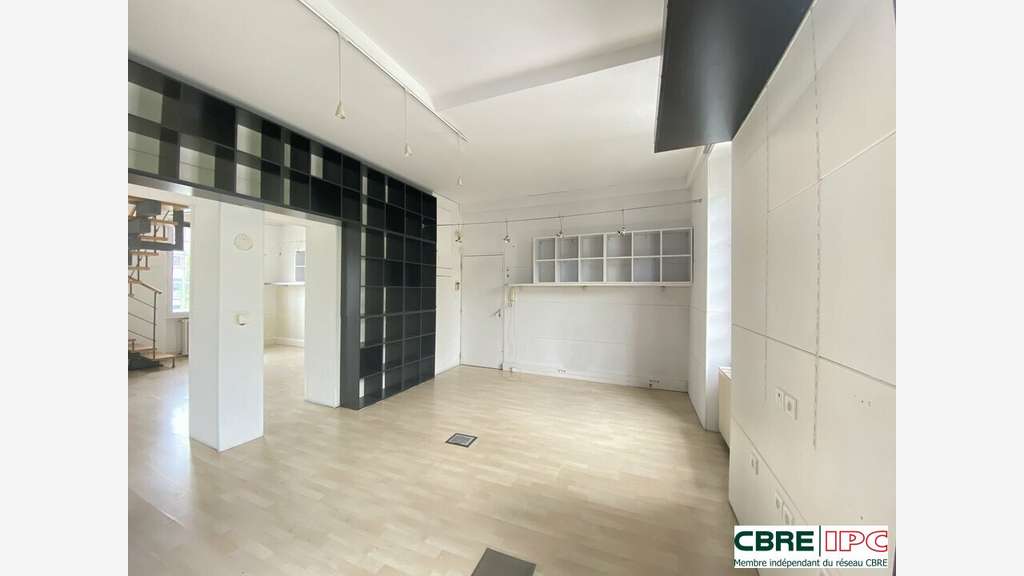 Location bureaux 116m² axe très passant Bayonne