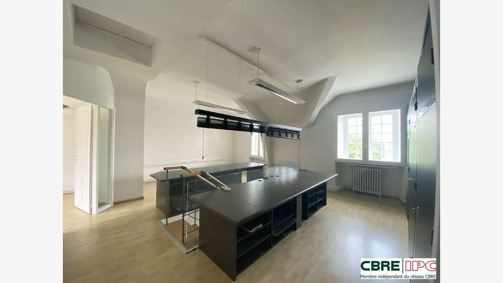 Location bureaux 116m² axe très passant Bayonne