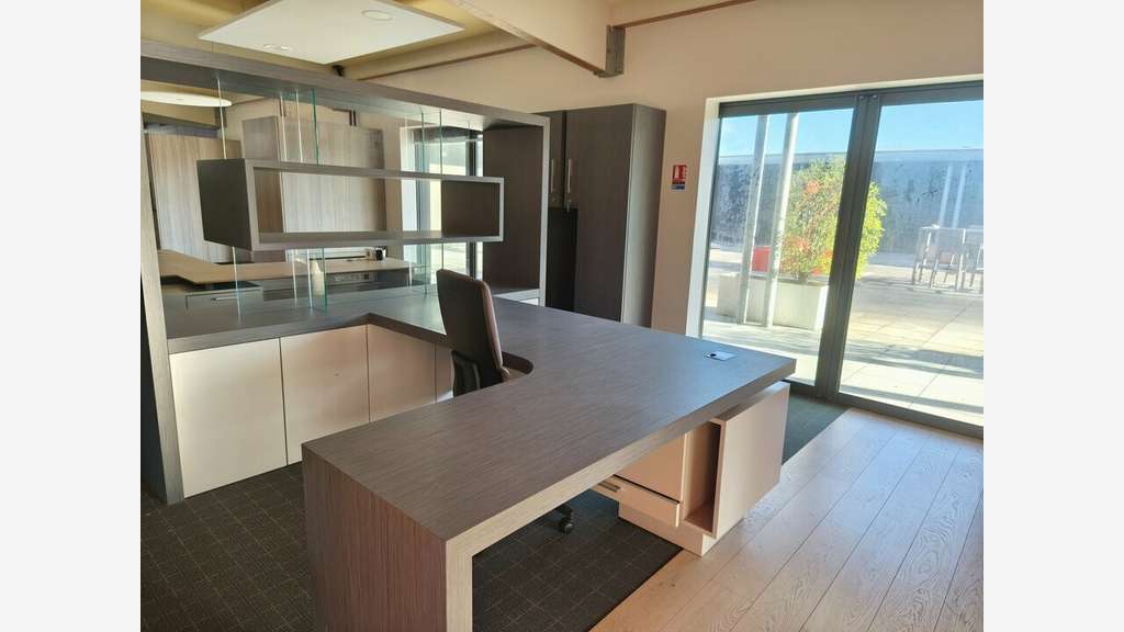 Bureaux de 280m² à louer Bayonne prox A63