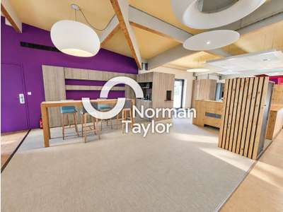 Bureaux de 280m² à louer Bayonne prox A63