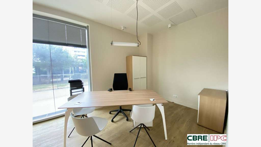 Location local bureaux de 240m² à Bayonne