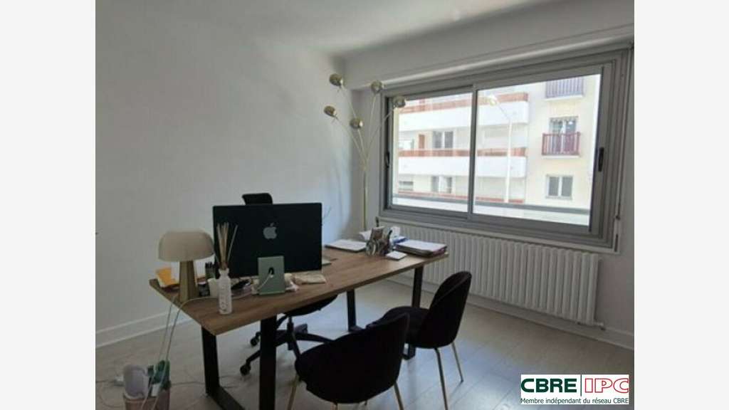 A louer bureaux 74m² quartier Foch Arènes Bayonne