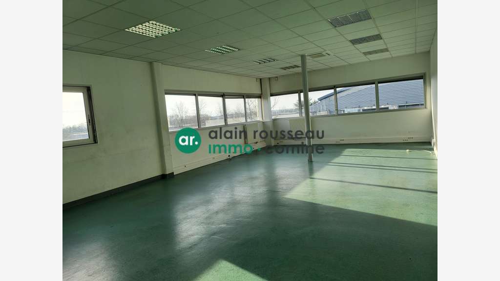 A louer bureaux 135m² excel visibilité à Beaucouzé