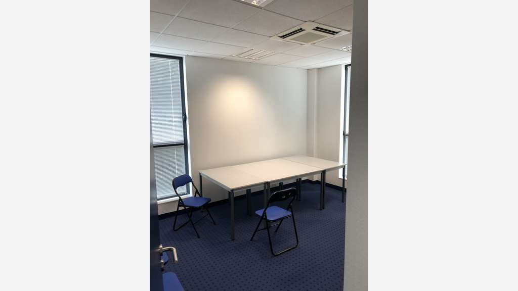 A louer bureaux 156m² en ZFU de Beaucouzé