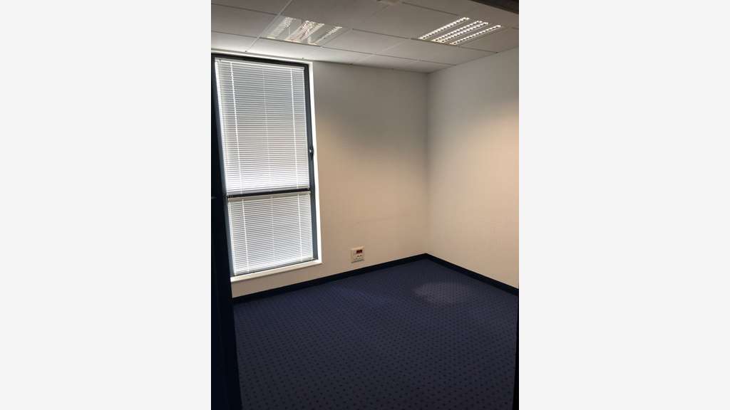 A louer bureaux 156m² en ZFU de Beaucouzé