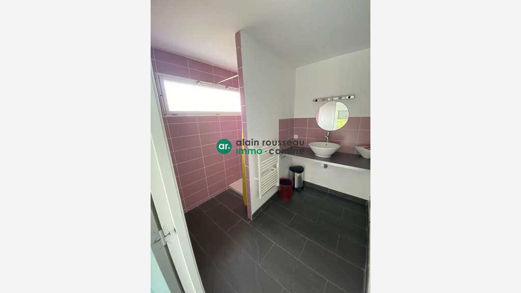 A louer espace coworking bureau 15m² Beaucouzé ZFU